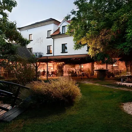 Daniela Ξενοδοχείο Úvaly