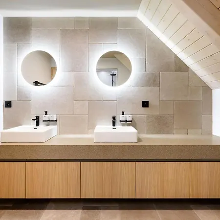 Ξενοδοχείο Daniela 3*