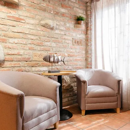 Daniela Hotel