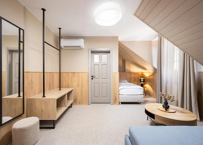 Hotel Daniela 3*